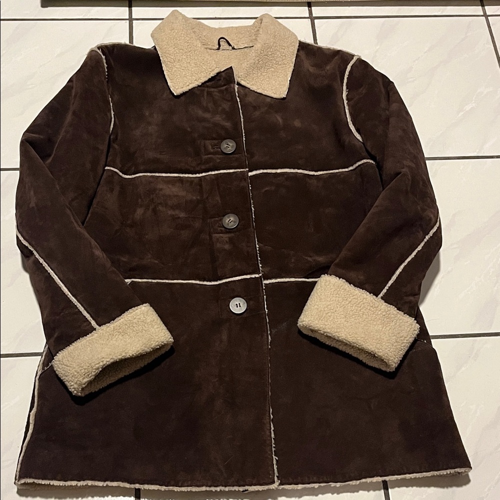 Classic Brown Suede Shearling Jacket with Cream Trim